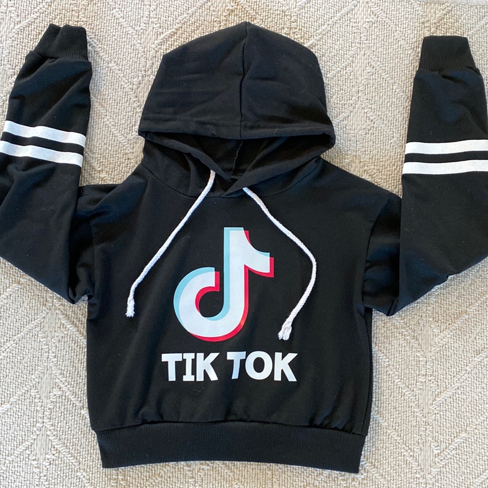 TikTok Unisex Children’s Black Hoodie XS